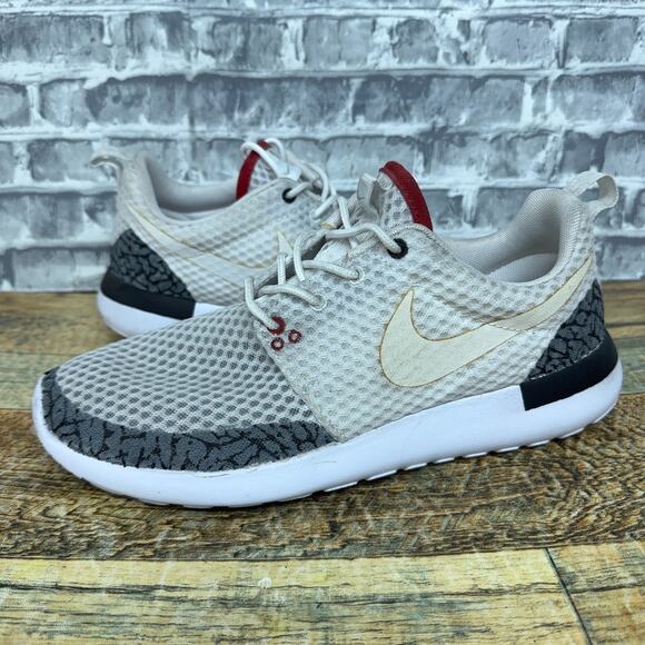 Nike Roshe One BR Triple White Jordan 3 Cement Custom 718552-110 Mens Size 8.5 - Picture 1 of 13